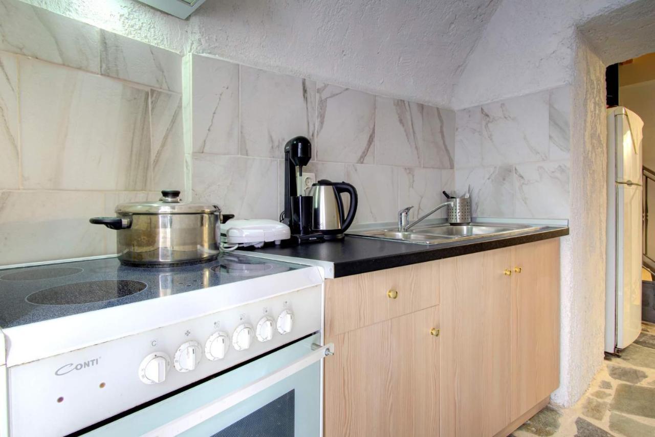 Παραδοσιακό Σπίτι Στο Χωριο Apartment Agioi Deka  Екстериор снимка